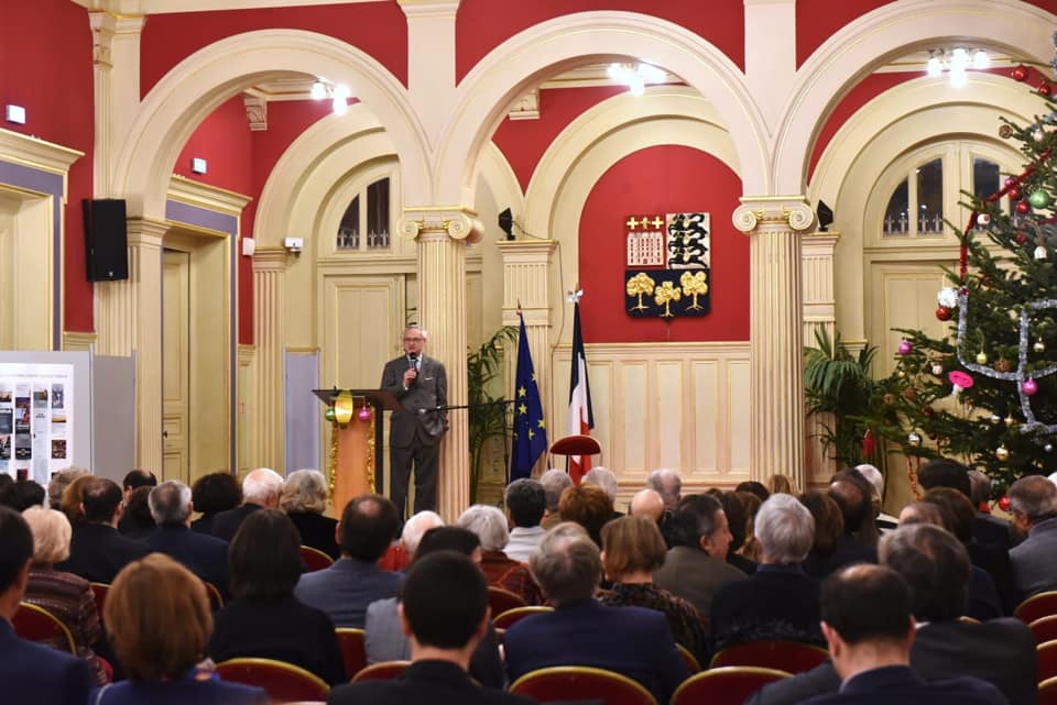 Cette image a un attribut alt vide ; le nom du fichier est 78653159_647852595746554_4230224211655786496_n-1.jpg